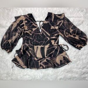 Ted Baker JASMYNA
RUFFLE V-NECK TOP WITH TIE WAIST BLACK Metallic Sz 2 NWT